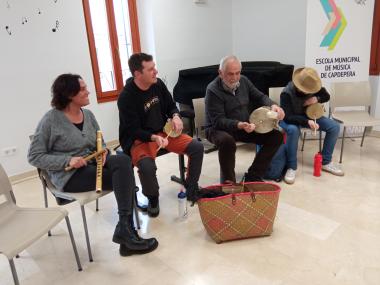 L'Escola Municipal de Música de Capdepera celebra les tradicionals vetleries i ximbombades amb els més joves