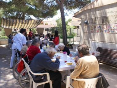 El Centre de Dia celebra el vuitè aniversari