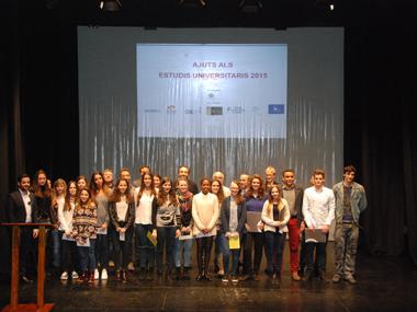 IV Ajuts universitaris