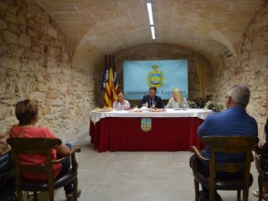  L’Ajuntament signa el conveni d’acomodat amb la família Flaquer Terrassa per la cessió de l’arxiu fotogràfic de Gabriel Flaquer