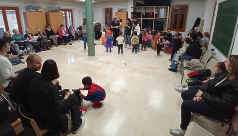 L'Escola Municipal de Música de Capdepera celebra les tradicionals vetleries i ximbombades amb els més joves