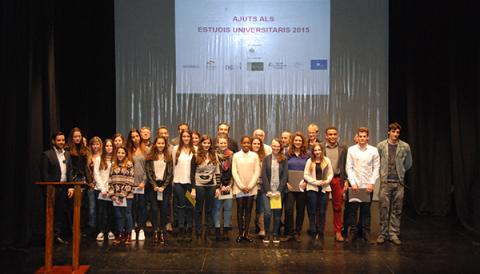 IV Ajuts universitaris