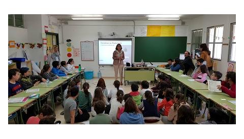Els alumnes de cinquè del CEIP S’Auba coneixen la Capdepera medieval 