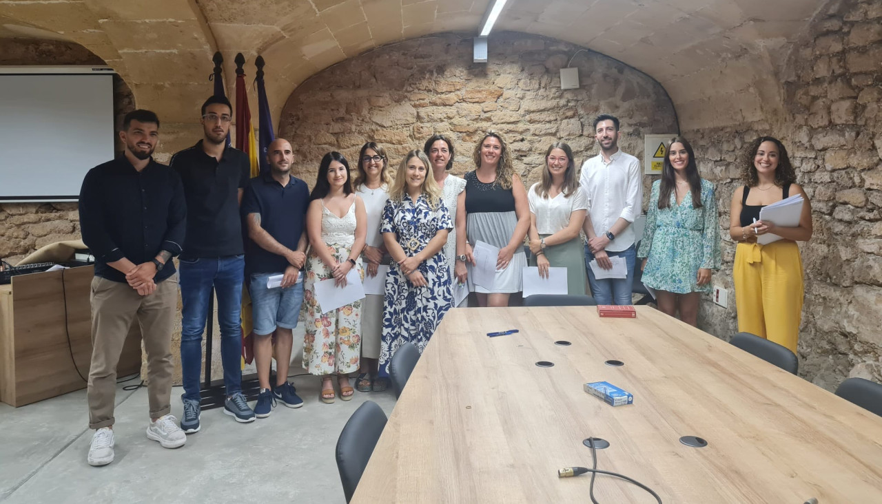 auxiliars administratius