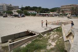 El torrent que passa per Son Moll torna a estar tapat