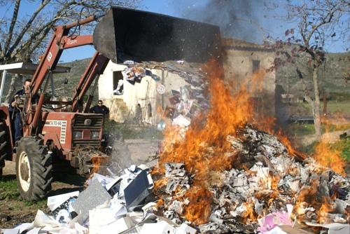 Destruïts els objectes intervinguts per la Policia Local 