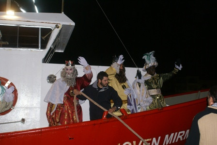 Multitudinaria rebuda dels Reis Mags 