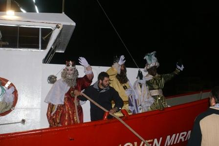 Multitudinaria rebuda dels Reis Mags 