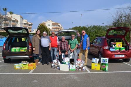 Donació d’aliments al departament de Serveis Socials