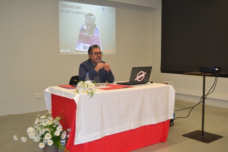 Moisès Gil inaugura la segona part de l’exposició ‘Estructura-Cos-Espai’
