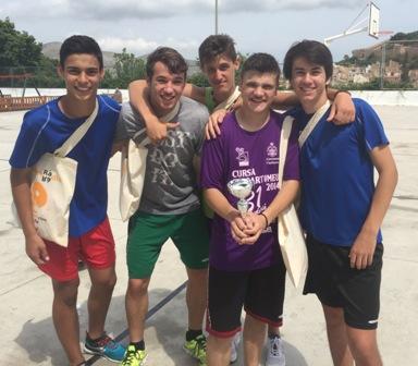 La gimcana del Centre Jove compta amb 40 participants