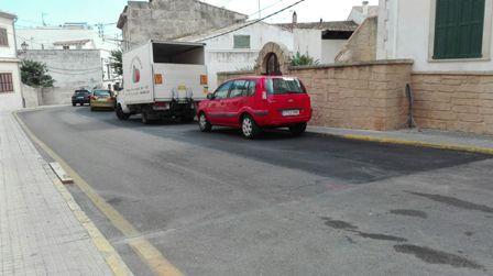 S’asfalta el carrer Col•legi per deficiències de l’asfalt anterior