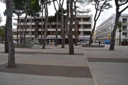 L’àrea de Vies i Obres tapa les garangoles de la plaça dels Pins
