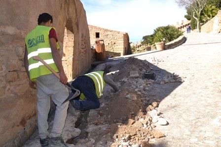 Comença l’obra de l’adequació de l’electrificació del Castell de Capdepera
