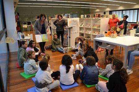 La Biblioteca celebra el Dia de la Poesia