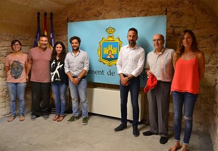 L’Ajuntament de Capdepera i ‘Dentistas sobre ruedas’ signen un conveni de col·laboració per als usuaris de Serveis Socials