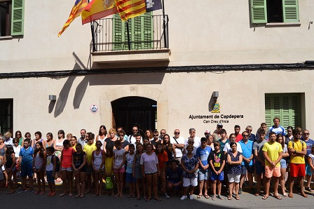 L'Ajuntament se suma als cinc minuts de silenci pels atemptats de Barcelona i Cambrils