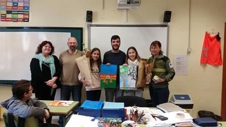 Els nins i nines de S’Auba i S’Alzinar reben els premis del concurs de dibuix  ‘Ni 1 foc al bosc’