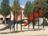 Reforma i manteniment dels parcs infantils del municipi.