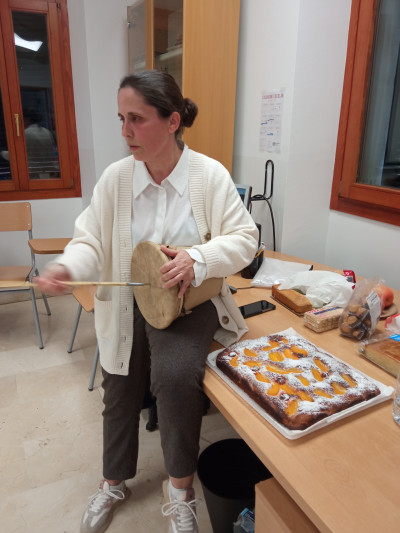 L'Escola Municipal de Música de Capdepera celebra les tradicionals vetleries i ximbombades amb els més joves