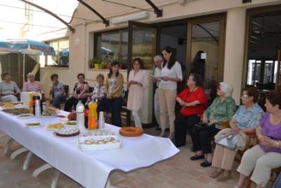 Els 35 alumnes del taller de memòria celebren la cloenda del curs 