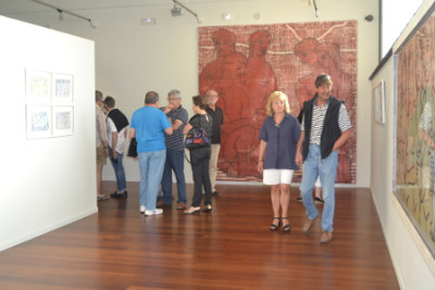 Joan Bennàssar inaugura ‘On rompen les ones’ al Centre Cap Vermell