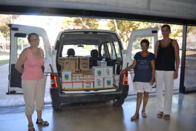 El departament de Serveis Socials rep 600 euros en aliments de l'Associació Herbes de Can Planetes