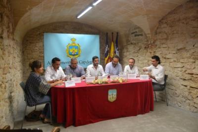 L’Ajuntament signa el conveni d’ajuts als estudis universitaris 