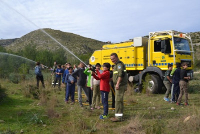 Capdepera participa en la jornada de reforestació comarcal per celebrar l’aniversari del concurs ‘Ni 1 foc al bosc’