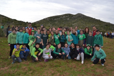 Capdepera participa en la jornada de reforestació comarcal per celebrar l’aniversari del concurs ‘Ni 1 foc al bosc’