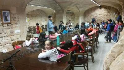 Els nins i nines de S’Auba visiten l’Ajuntament