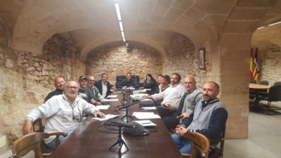 Medi Ambient es reuneix amb les empreses que explotaran les platges de Capdepera per preparar la present temporada