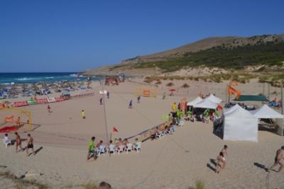 Cala Mesquida acull el primer torneig de futbol platja de Capdepera
