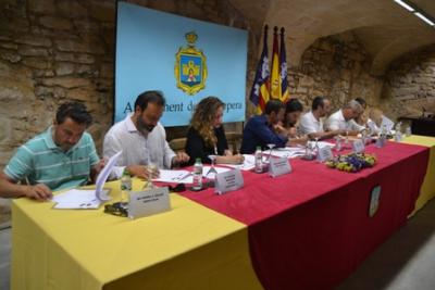 L’Ajuntament signa el conveni d’ajuts als estudis universitaris 