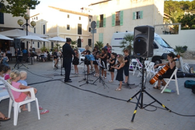 Música, cant i teatre omplen la setmana dins el Festival d’Arts al Carrer