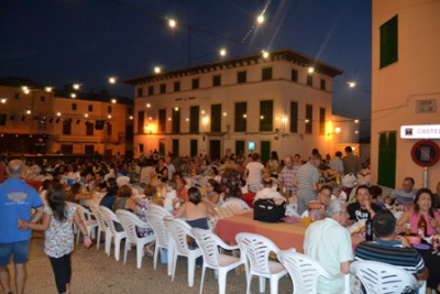 El sopar a la fresca congrega centenars de gabellins