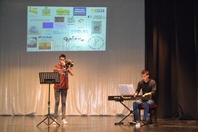 L’Associació Amics de l’Escola de Música de Capdepera lliura els ajuts a alumnes i col•laboradors