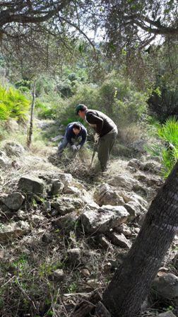 Comença la tasca de neteja del jaciment arqueològic Es Claper des Gegants