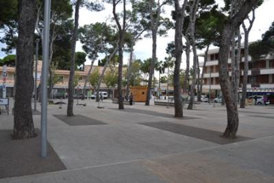 L’àrea de Vies i Obres tapa les garangoles de la plaça dels Pins