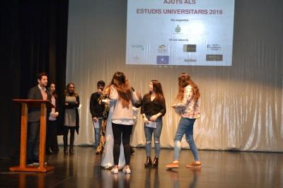 L’Ajuntament de Capdepera lliura els V Ajuts a Estudis Universitaris