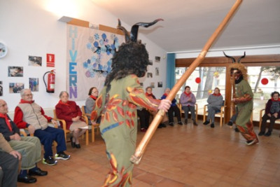 Els dimonis ballen al Centre de Dia i a la residència