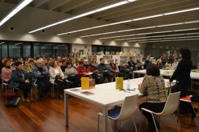 Nadia Ghulam és la protagonista del Club de lectura més multitudinari de les Biblioteques de Capdepera