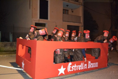 Una vintena de comparses desfilen per Capdepera