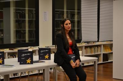 Rosa María Rodrgíguez presenta el conte ¡Gracias, Vida!