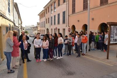 Els alumnes de s’Alzinar coneixen el patrimoni de Capdepera