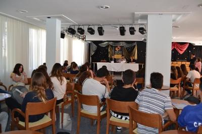 L’Ajuntament de Capdepera col·labora en la sisena Jornada turística de l’IES Capdepera