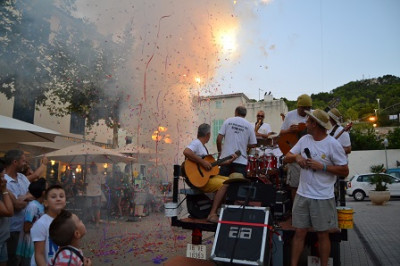 Tolo Alzina "Cuní" recorda els avantpassats i la música en el pregó inaugural de festes de Sant Bartomeu