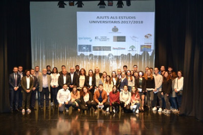 Trenta-un estudiants gabellins s’emporten un ajut econòmic pel seu bon rendiment acadèmic a la Universitat