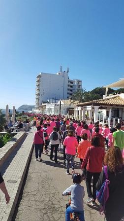 Més de 600 persones participen en la IV Cursa popular per la Dona