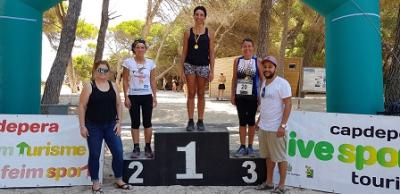 Sebastià Gelabert i Ana Soler, guanyadors de la X Triatló cala Agulla Wikiki